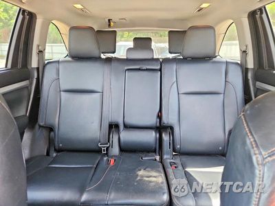 Zdjęcie 10 z 13 samochodu: 2015 TOYOTA HIGHLANDER XLE VIN:5TDKKRFH7FS043275 - miniatura