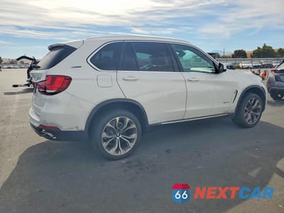 Trzecie zdjęcie samochodu z tyłu: 2018 BMW X5 XDR40E VIN:5UXKT0C58J0V99995 - miniatura