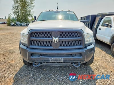Piąte zdjęcie samochodu w środku: 2017 RAM 5500 HD DRW 4WD SVC BODY VIN:3C7WRNBJ6HG604231 - miniatura