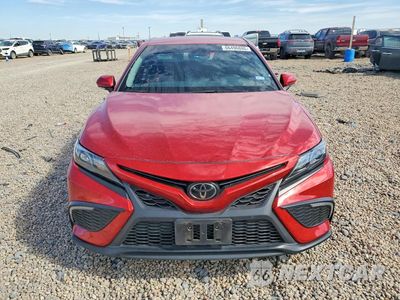 Piąte zdjęcie samochodu w środku: 2024 TOYOTA CAMRY SE VIN:4T1G11AK5RU258582 - miniatura