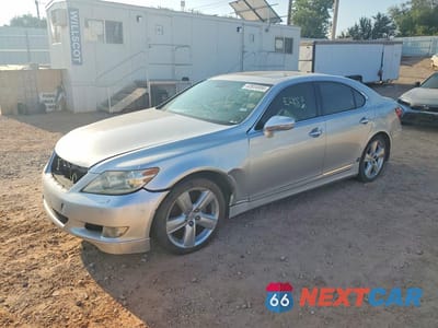 2010 LEXUS LS 460 JTHBL5EF2A5093035 - główne zdjęcie licytacji z USA - miniatura