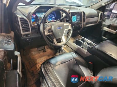 Zdjęcie 8 z 12 samochodu: 2018 FORD F350 SUPER DUTY VIN:1FT8W3DT6JEC99957 - miniatura
