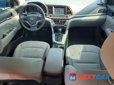 Zdjęcie 8 z 12 samochodu: 2018 HYUNDAI ELANTRA SEL VIN:5NPD84LF0JH228232 - miniatura