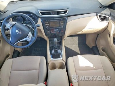 Zdjęcie 8 z 13 samochodu: 2016 NISSAN ROGUE S VIN:JN8AT2MT7GW002769 - miniatura