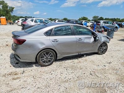 Trzecie zdjęcie samochodu z tyłu: 2023 KIA FORTE GT LINE VIN:3KPF54AD2PE562584 - miniatura