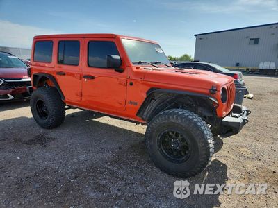 Czwarte zdjęcie samochodu z boku: 2019 JEEP WRANGLER UNLIMITED SAHARA VIN:1C4HJXEG6KW575511 - miniatura