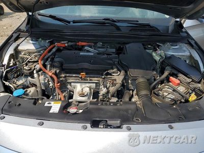 Zdjęcie 7 z 12 samochodu: 2018 HONDA ACCORD TOURING HYBRID VIN:1HGCV3F90JA016086 - miniatura