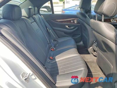 Zdjęcie 10 z 12 samochodu: 2017 MERCEDES-BENZ E 300 4MATIC VIN:WDDZF4KBXHA146249 - miniatura