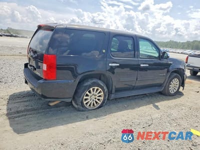 Trzecie zdjęcie samochodu z tyłu: 2008 CHEVROLET TAHOE C1500 HYBRID VIN:1GNFC13528R202299 - miniatura