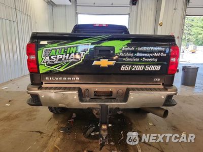 Zdjęcie 6 z 12 samochodu: 2016 CHEVROLET SILVERADO K3500 LTZ VIN:1GC4K0C82GF296353 - miniatura