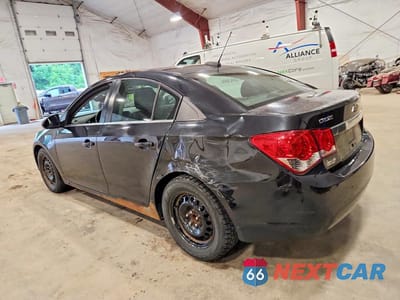 Drugie zdjęcie samochodu z przodu: 2016 CHEVROLET CRUZE 4D LT VIN:1G1PE5SB5G7146612 - miniatura