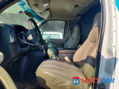 Zdjęcie 7 z 13 samochodu: 2006 CHEVROLET EXPRESS G2500 VIN:1GCGG25VX61172663 - miniatura