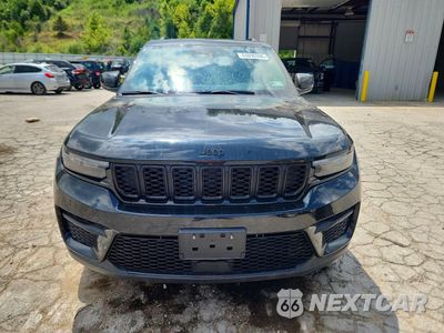 Piąte zdjęcie samochodu w środku: 2025 JEEP GRAND CHEROKEE LAREDO VIN:1C4RJHAG9SC306310 - miniatura