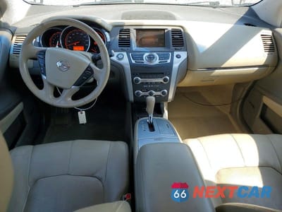 Zdjęcie 8 z 12 samochodu: 2010 NISSAN MURANO S VIN:JN8AZ1MW3AW134387 - miniatura