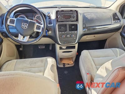 Zdjęcie 8 z 12 samochodu: 2014 DODGE GRAND CARAVAN SE VIN:2C4RDGBG5ER275553 - miniatura