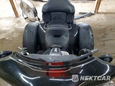 Piąte zdjęcie samochodu w środku: 2013 HARLEY-DAVIDSON FLHTCUTG TRI GLIDE ULTRA CLASSIC VIN:1HD1MAM11DB857874 - miniatura