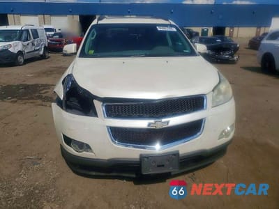 Piąte zdjęcie samochodu w środku: 2011 CHEVROLET TRAVERSE LT VIN:1GNKVGED1BJ353589 - miniatura