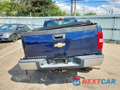 Zdjęcie 6 z 12 samochodu: 2010 CHEVROLET SILVERADO K1500 VIN:1GCPKPEX6AZ227603 - miniatura