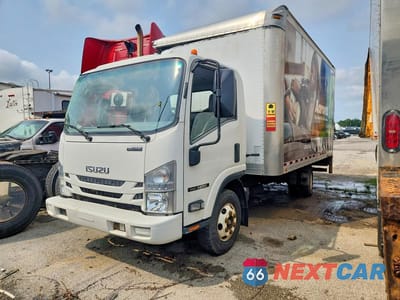 2016 ISUZU NPR HD BOX TRUCK 54DB4W1B0GS811405 - główne zdjęcie licytacji z USA - miniatura