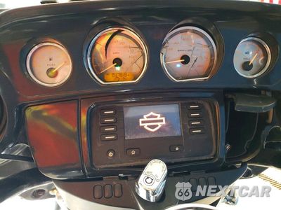 Zdjęcie 7 z 10 samochodu: 2017 HARLEY-DAVIDSON FLHX STREET GLIDE VIN:1HD1KBC10HB662142 - miniatura