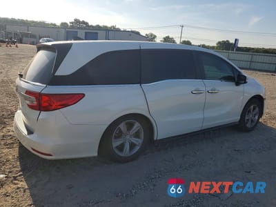 Trzecie zdjęcie samochodu z tyłu: 2018 HONDA ODYSSEY EXL VIN:5FNRL6H79JB038722 - miniatura