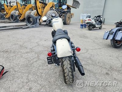 Czwarte zdjęcie samochodu z boku: 2022 HARLEY-DAVIDSON IRON XL883 N VIN:1HD4LE218NB414147 - miniatura