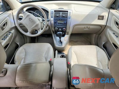 Zdjęcie 8 z 12 samochodu: 2005 HYUNDAI TUCSON GLS VIN:KM8JN12D55U188358 - miniatura