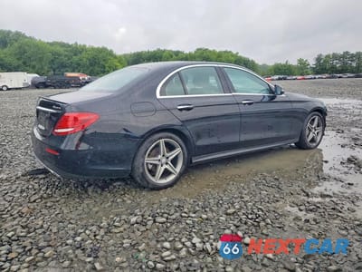 Trzecie zdjęcie samochodu z tyłu: 2017 MERCEDES-BENZ E 300 4MATIC VIN:WDDZF4KB7HA063412 - miniatura