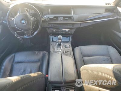 Zdjęcie 8 z 12 samochodu: 2016 BMW 528 XI VIN:WBA5A7C52GG149625 - miniatura