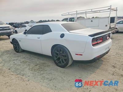 Drugie zdjęcie samochodu z przodu: 2021 DODGE CHALLENGER GT VIN:2C3CDZJG9MH615766 - miniatura