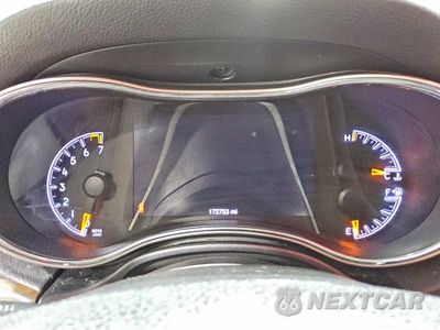 Zdjęcie 9 z 13 samochodu: 2015 JEEP GRAND CHEROKEE LIMITED VIN:1C4RJEBG0FC629518 - miniatura