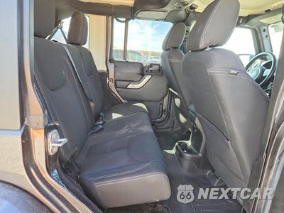 Zdjęcie 11 z 13 samochodu: 2017 JEEP WRANGLER UNLIMITED SAHARA VIN:1C4HJWEG5HL512176 - miniatura