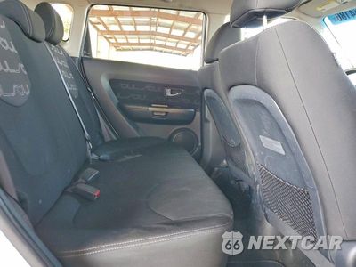 Zdjęcie 10 z 12 samochodu: 2012 KIA SOUL + VIN:KNDJT2A66C7451553 - miniatura