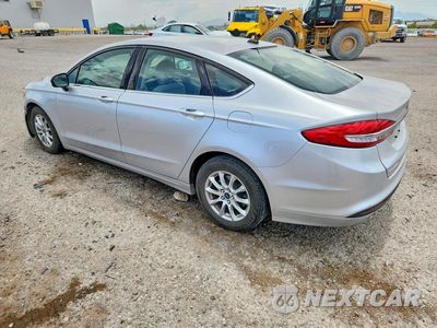 Drugie zdjęcie samochodu z przodu: 2017 FORD FUSION S VIN:3FA6P0G76HR330381 - miniatura