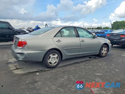 Trzecie zdjęcie samochodu z tyłu: 2006 TOYOTA CAMRY LE VIN:4T1BE32K56U715346 - miniatura