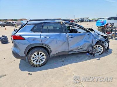 Trzecie zdjęcie samochodu z tyłu: 2023 TOYOTA COROLLA CROSS LE VIN:7MUCAAAG0PV051698 - miniatura