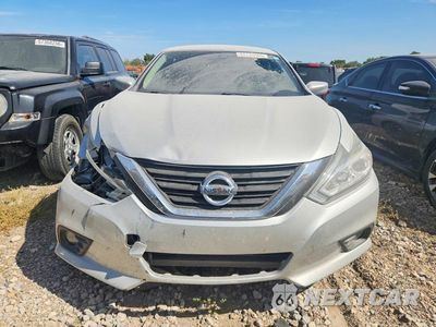 Piąte zdjęcie samochodu w środku: 2018 NISSAN ALTIMA 2.5 SV VIN:1N4AL3AP4JC204945 - miniatura