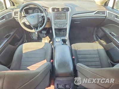 Zdjęcie 8 z 13 samochodu: 2020 FORD FUSION SE VIN:3FA6P0HD4LR225674 - miniatura