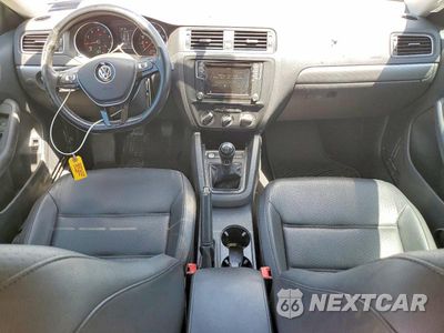 Zdjęcie 8 z 13 samochodu: 2017 VOLKSWAGEN JETTA SE VIN:3VWB67AJ2HM236209 - miniatura