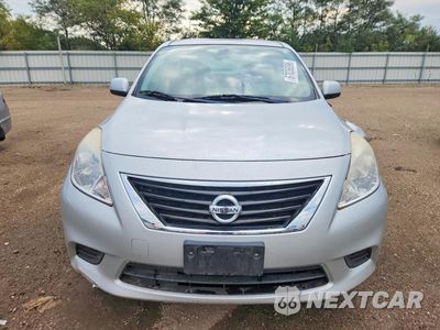 Piąte zdjęcie samochodu w środku: 2014 NISSAN VERSA 1.6 S VIN:3N1CN7AP2EL815137 - miniatura