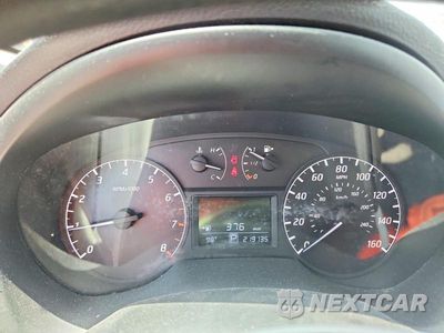 Zdjęcie 9 z 13 samochodu: 2015 NISSAN SENTRA VIN:3N1AB7AP0FY274240 - miniatura
