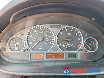 Zdjęcie 9 z 12 samochodu: 2005 BMW 330 CI VIN:WBABW53445PL48740 - miniatura