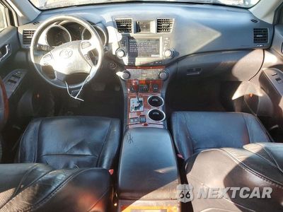 Zdjęcie 8 z 13 samochodu: 2011 TOYOTA HIGHLANDER LIMITED VIN:5TDDK3EH9BS049970 - miniatura