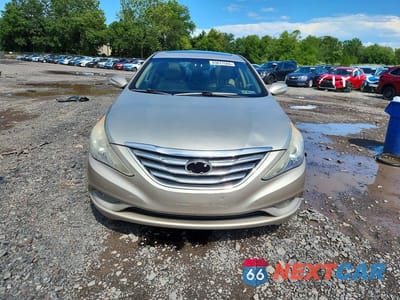 Piąte zdjęcie samochodu w środku: 2011 HYUNDAI SONATA LIMITED VIN:5NPEC4AC1BH203708 - miniatura