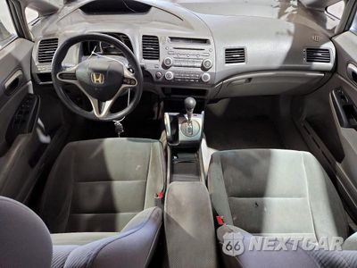 Zdjęcie 8 z 12 samochodu: 2009 HONDA CIVIC LX VIN:2HGFA16509H303614 - miniatura