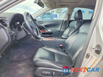 Zdjęcie 7 z 12 samochodu: 2006 LEXUS IS 350 VIN:JTHBE262865003642 - miniatura