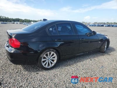 Trzecie zdjęcie samochodu z tyłu: 2011 BMW 328 I VIN:WBAPH7C58BE681468 - miniatura