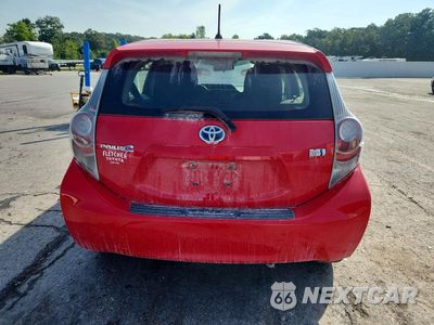 Zdjęcie 6 z 13 samochodu: 2013 TOYOTA PRIUS C TWO VIN:JTDKDTB38D1551329 - miniatura