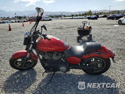 Trzecie zdjęcie samochodu z tyłu: 2013 VICTORY MOTORCYCLES JUDGE VIN:5VPMB36N6D3013373 - miniatura