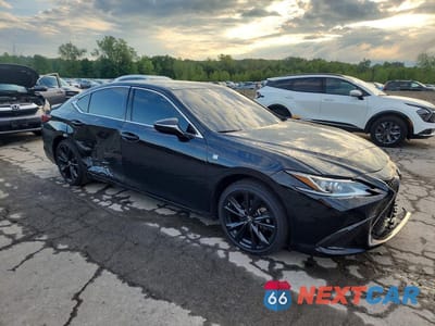 Czwarte zdjęcie samochodu z boku: 2022 LEXUS ES 350 F SPORT VIN:58AJZ1B10NU119161 - miniatura